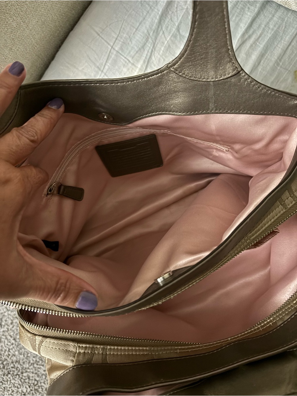 Coach Lexi Signature Shoulder Bag - Picture 10 of 13